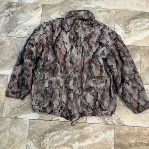 Vintage Realtree Camo Bomber jacket